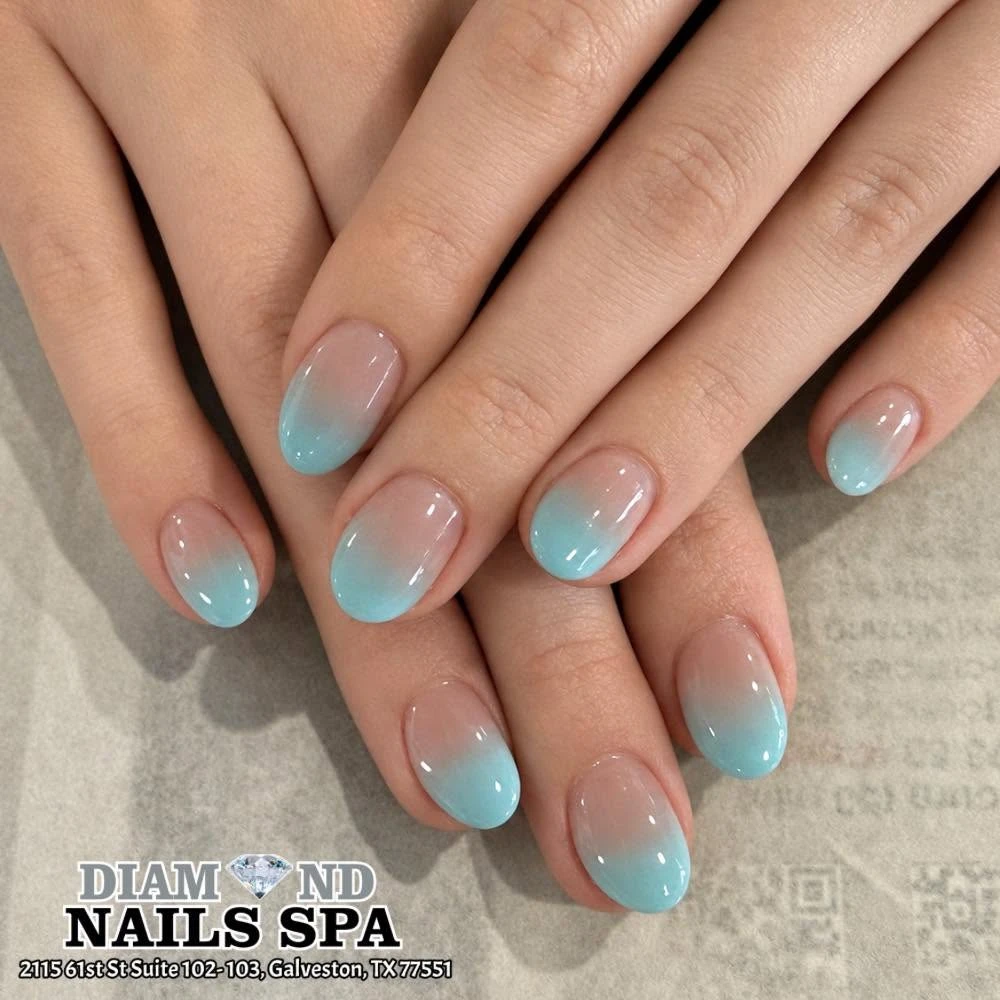 Gel nails art